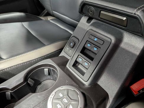 Certified 2025 Ford Bronco Outer Banks image 30