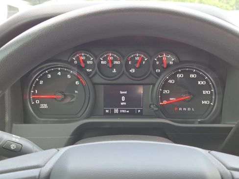 Used 2025 Chevrolet Silverado 2500 Custom w/ Custom Convenience Package AWD/4WD image 30