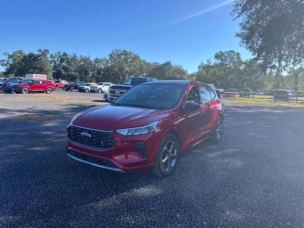Used 2023 Ford Escape ST-Line w/ Tech Pack #1 FWD image 6