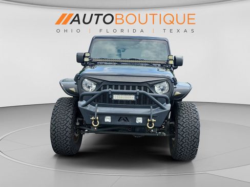 Used 2019 Jeep Wrangler Unlimited Sport S AWD/4WD image 9