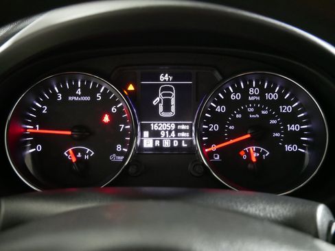 Used 2013 Nissan Rogue SV w/ Premium Pkg image 21