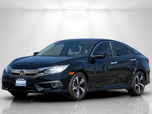 Used 2016 Honda Civic Touring image 7