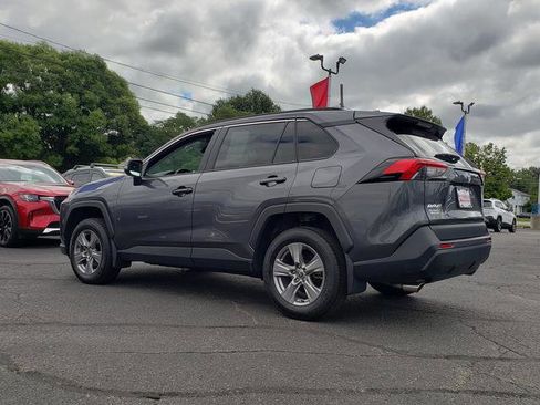 Used 2024 Toyota RAV4 XLE image 5