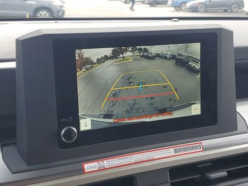 Used 2025 Toyota Tacoma SR5 image 22