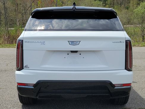New 2025 Cadillac Escalade IQ Sport 2 image 6
