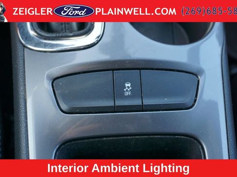 Used 2016 Chevrolet Cruze LT w/ Sun And Sound Package FWD image 21