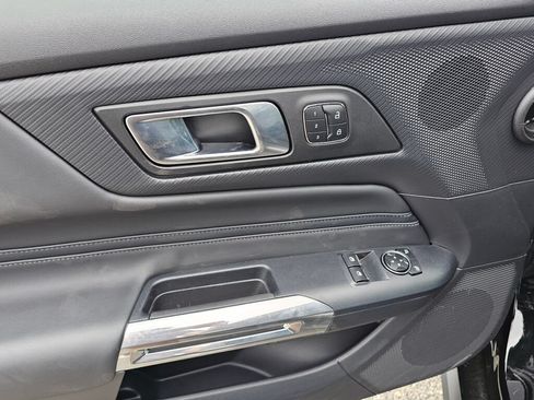 Used 2025 Ford Mustang GT Premium RWD image 19