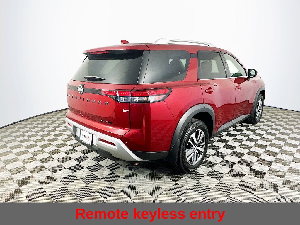 Certified 2023 Nissan Pathfinder SL w/ Black Appearance Package AWD/4WD image 12