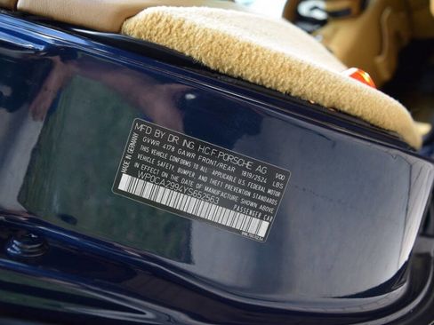 Used 2000 Porsche 911 Carrera 4 image 73