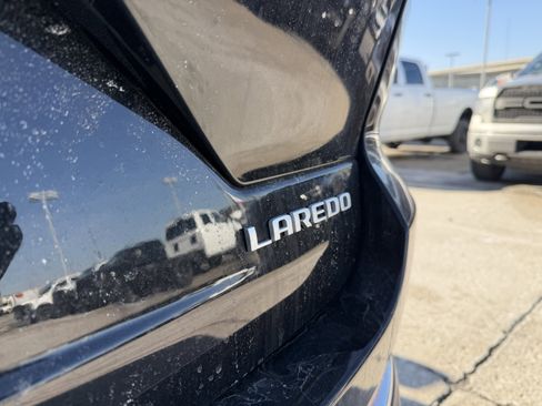 New 2025 Jeep Grand Cherokee Laredo X w/ Luxury Tech Group I image 9