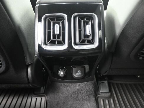 Certified 2025 Kia Sorento SX Prestige w/ Sage Leather Package image 36