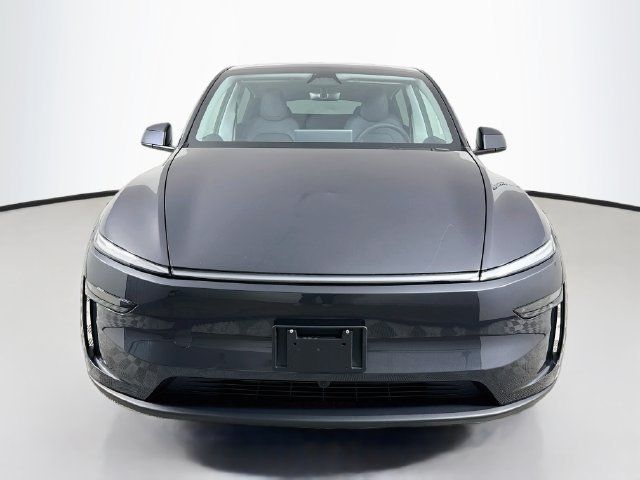 Used 2026 Tesla Model Y AWD image 2