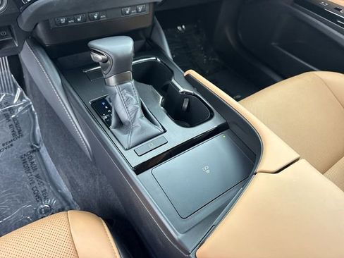 Certified 2025 Lexus ES 350 w/ Premium Package FWD image 21