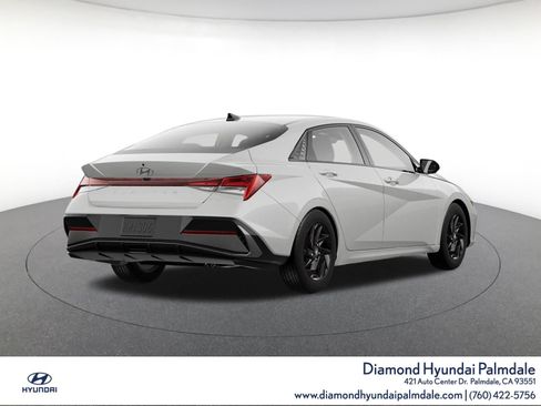 Certified 2024 Hyundai Elantra SEL FWD image 7
