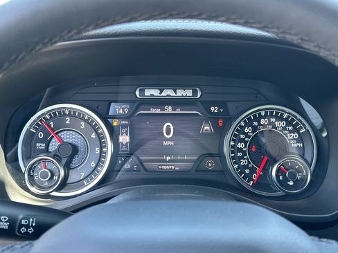 Used 2025 RAM 1500 Laramie w/ Sport Appearance Package AWD/4WD image 13