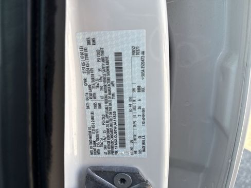 Used 2017 Ford Escape Titanium image 43