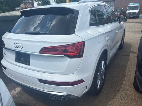 Used 2024 Audi SQ5 Premium Plus w/ Premium Plus Package AWD/4WD image 8