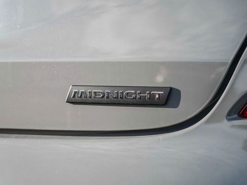 Used 2024 Nissan Murano SV w/ SV Midnight Edition Package image 21