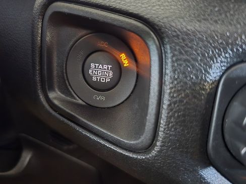 Used 2024 Jeep Wrangler Willys image 43