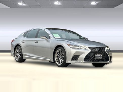 Used 2021 Lexus LS 500 w/ Interior Upgrade Package image 7