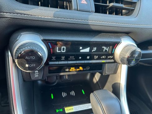 Certified 2024 Toyota RAV4 XLE AWD/4WD image 27