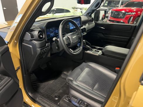 Used 2025 Toyota Land Cruiser w/ Premium Package AWD/4WD image 10