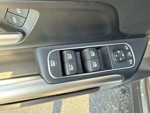 Used 2023 Mercedes-Benz GLA 250 image 17