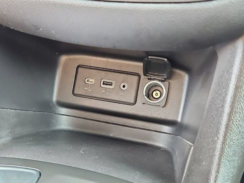 Used 2022 Chevrolet Equinox LT FWD image 18