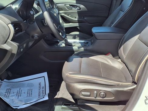 Used 2023 Chevrolet Traverse Premier w/ LPO, Floor Liner Package AWD/4WD image 16