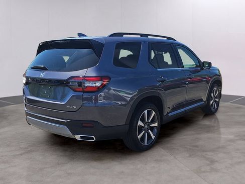 Certified 2023 Honda Pilot Elite image 4