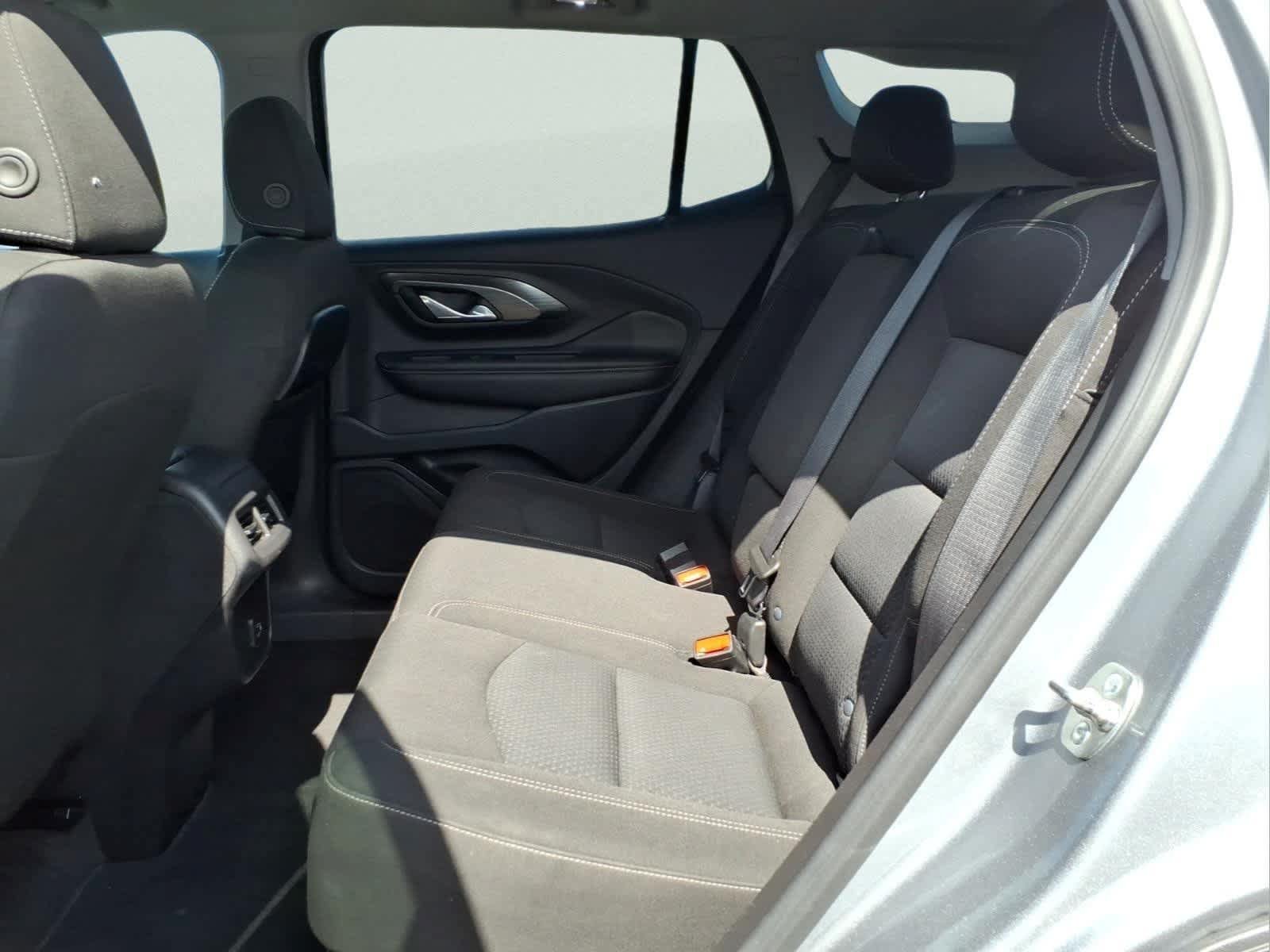 Used 2024 GMC Terrain SLE AWD/4WD image 29