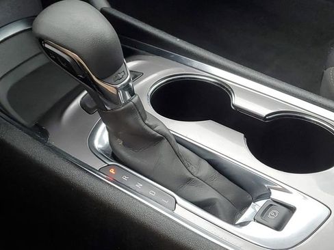 Used 2024 Chevrolet Malibu LT image 14