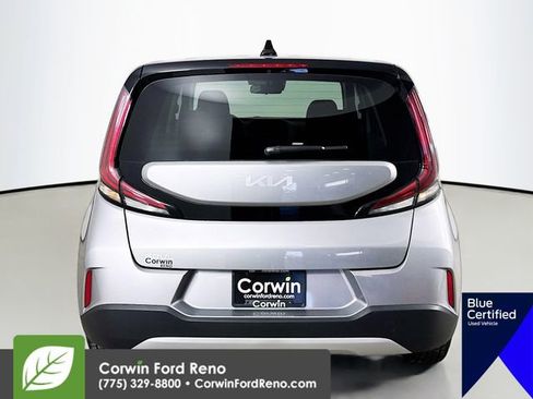 Used 2025 Kia Soul LX image 8