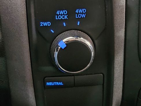 Used 2017 RAM 2500 Tradesman w/ Chrome Appearance Group image 26