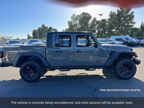 Used 2022 Jeep Gladiator Mojave w/ Cold Weather Group AWD/4WD image 7