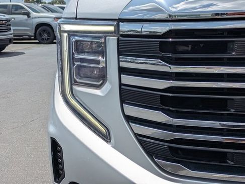 Used 2022 GMC Sierra 1500 SLT AWD/4WD image 10