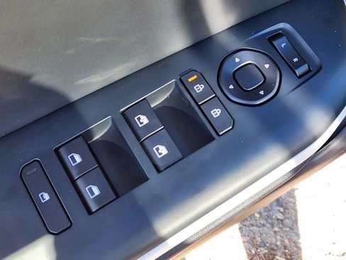 New 2025 Kia K4 GT-Line image 7