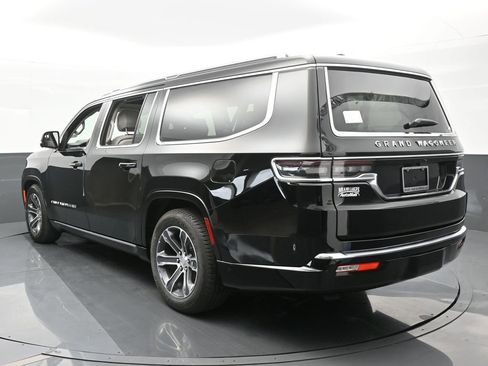 Used 2024 Jeep Grand Wagoneer L 4WD image 4