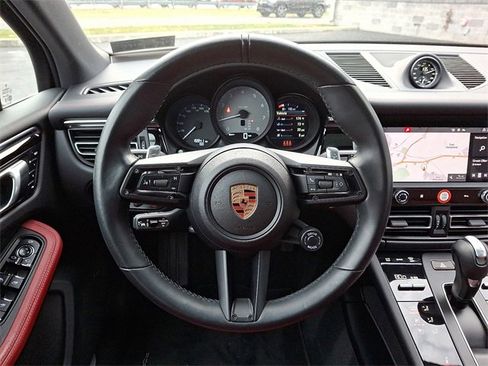 Used 2024 Porsche Macan S image 19