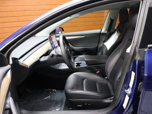 Used 2023 Tesla Model 3 Standard Range image 28