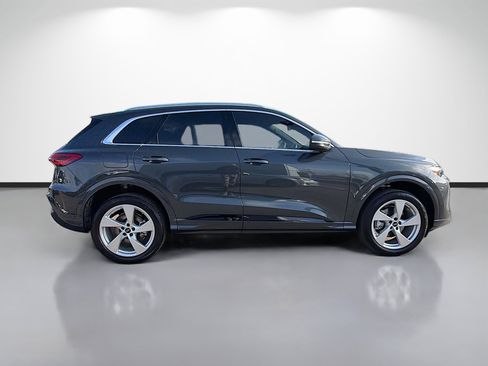 New 2025 Audi Q5 Premium Plus image 2