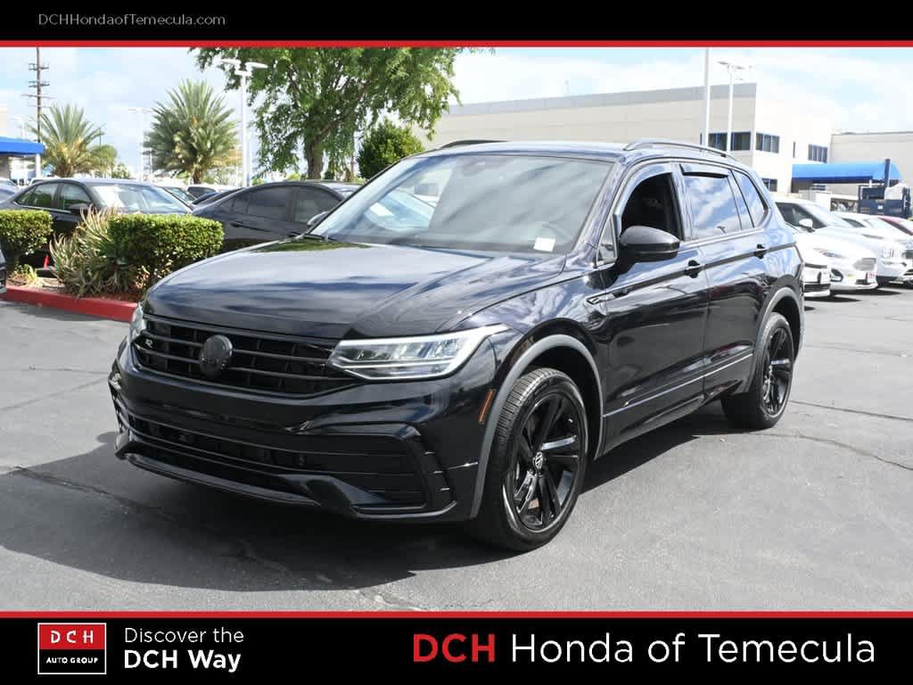 Used 2024 Volkswagen Tiguan SE R-Line FWD image 1