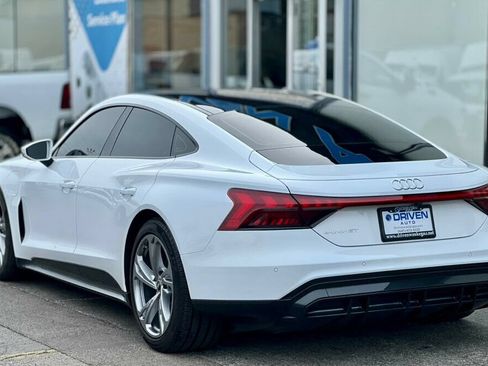 Used 2022 Audi e-tron GT Premium Plus AWD/4WD image 3