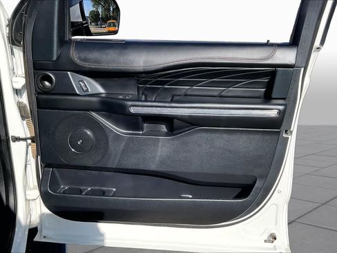 Used 2021 Ford Expedition Platinum AWD/4WD image 22