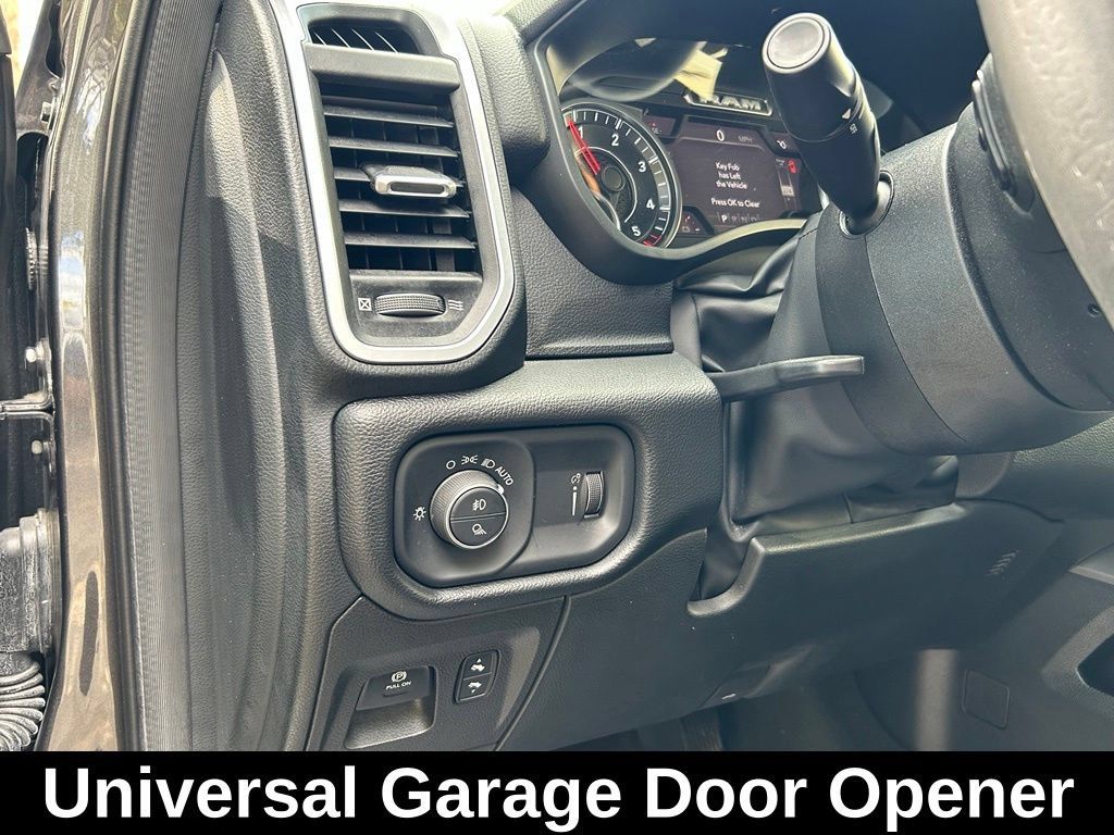 Used 2022 RAM 1500 Big Horn RWD image 17