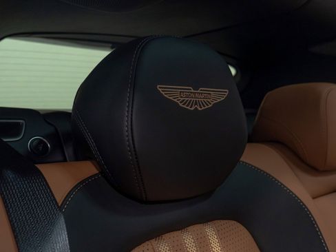 Used 2025 Aston Martin DBX 707 image 90