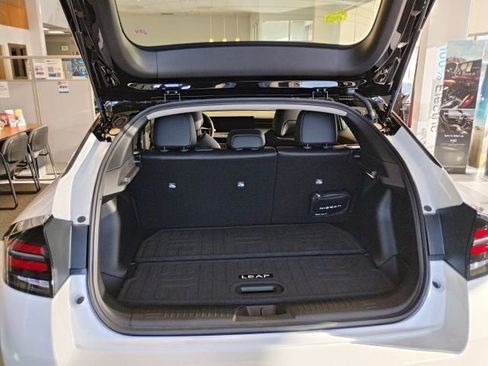 New 2026 Nissan Leaf SV+ FWD image 8