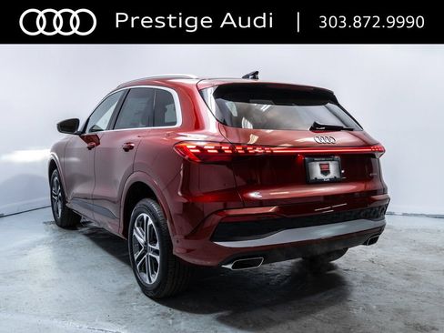 Used 2025 Audi Q5 Premium Plus w/ Premium Plus AWD/4WD image 4