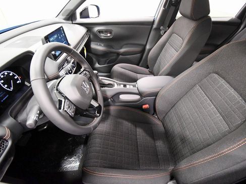 Certified 2025 Honda HR-V Sport image 13