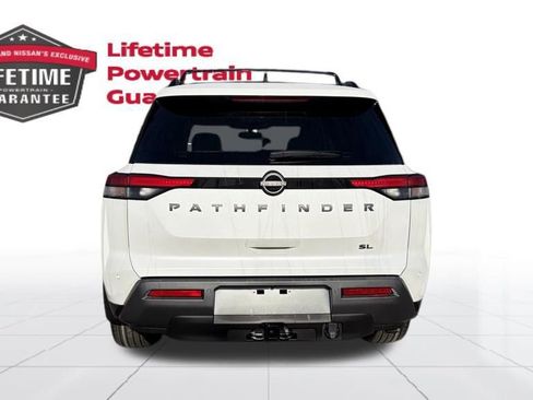 New 2026 Nissan Pathfinder SL FWD image 4